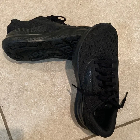 Brooks Adrenaline GTS 24 Women's Sneakers - Blue and Black - Picture 1 of 6